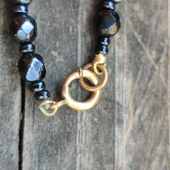 Antique Victorian Black Faceted Glass Mourning Necklace - Picture 2 of 4